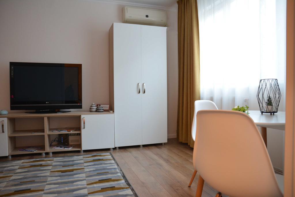 Smp Apartment تيميشورا الغرفة الصورة